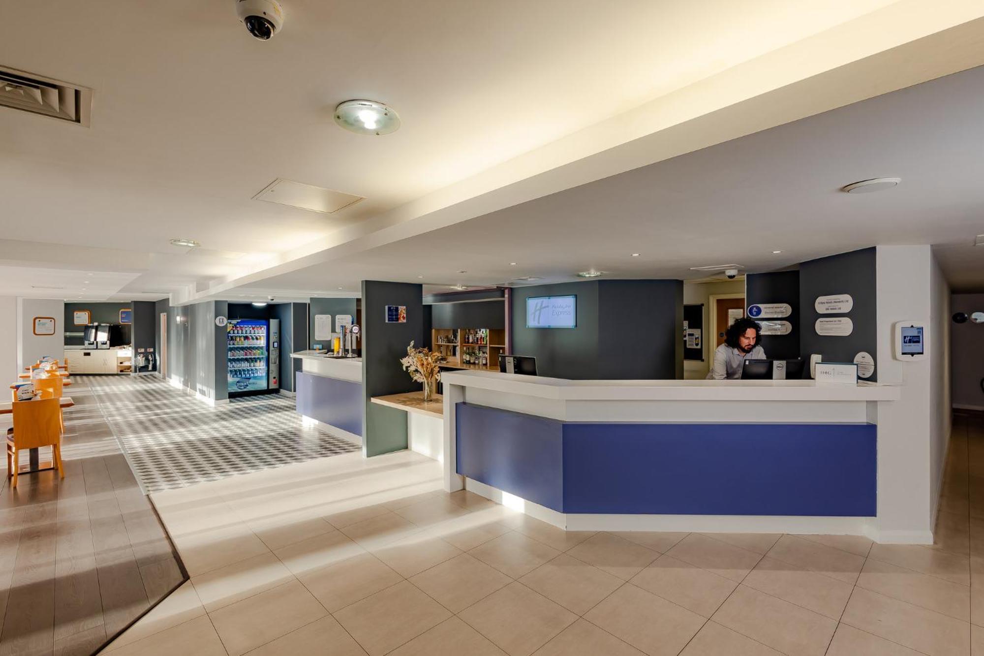Holiday Inn Express Norwich By Ihg Drayton  Dış mekan fotoğraf