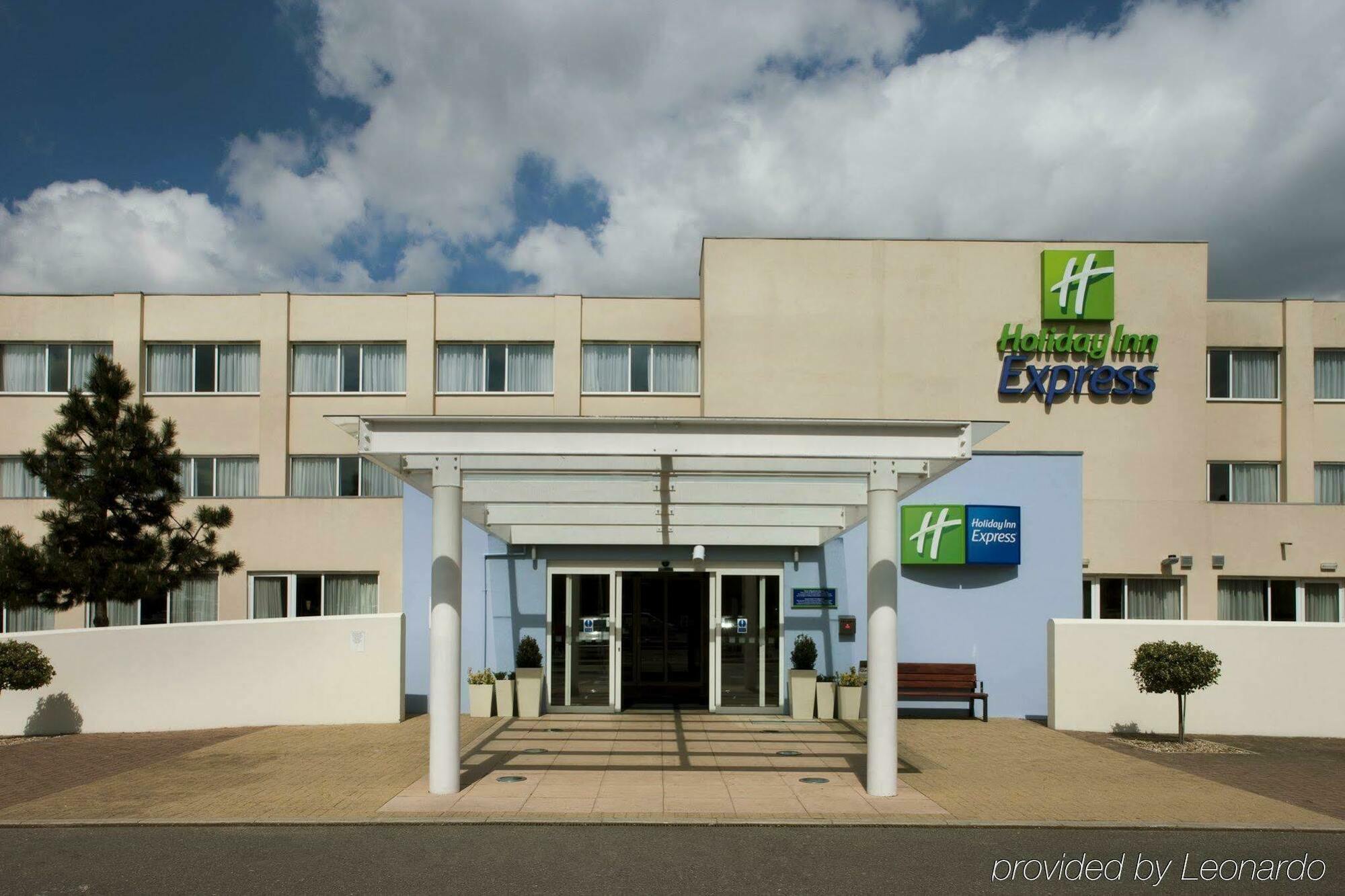 Holiday Inn Express Norwich, An Ihg Hotel Dış mekan fotoğraf